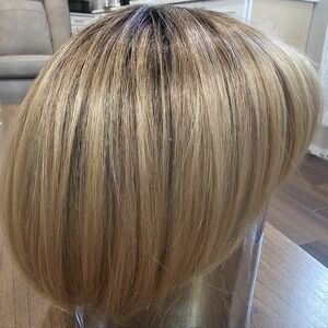 Wig Wendy Williams short blond blended wig